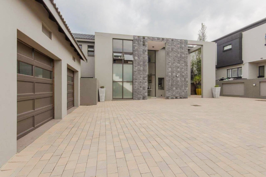 4 Bedroom Property for Sale in Xanadu Eco Park North West